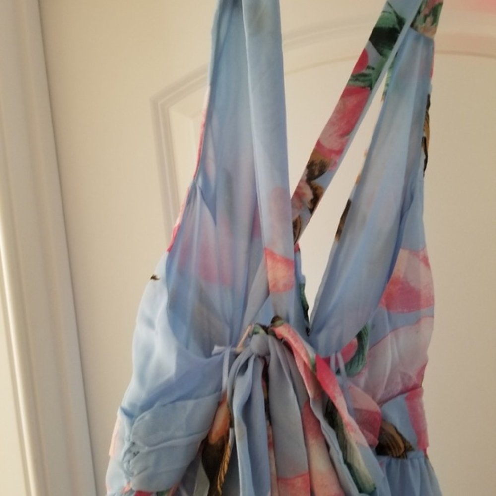 Lulumari Floral Maxi Dress - Picture 2 of 4